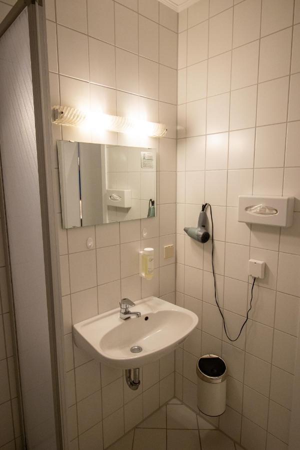 Hotel Fallersleber Spieker Wolfsburgo Exterior foto